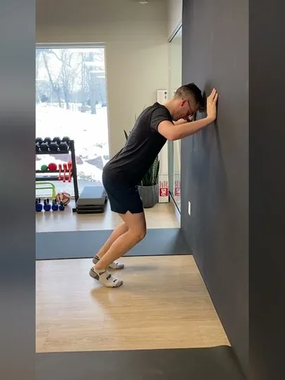 Heel Raise - Flexor Hallucis Longus Focus exercise demonstration