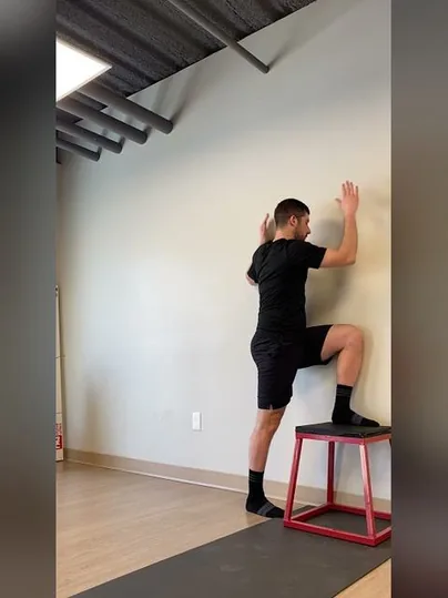 Standing Twist exercise demonstration